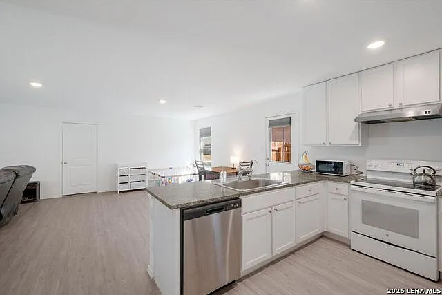 6422 Magee Run — Photo 10