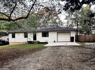 27939 Maple St, Seligman, MO 65745