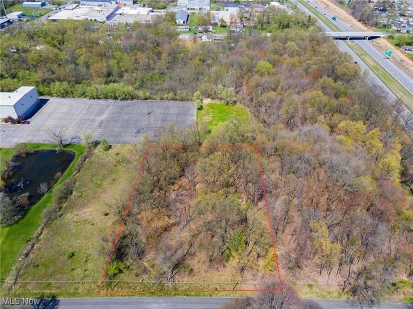 Madonda St, Youngstown, OH 44512