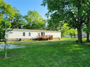 28859 Windsor Rd, Paola, KS 66071