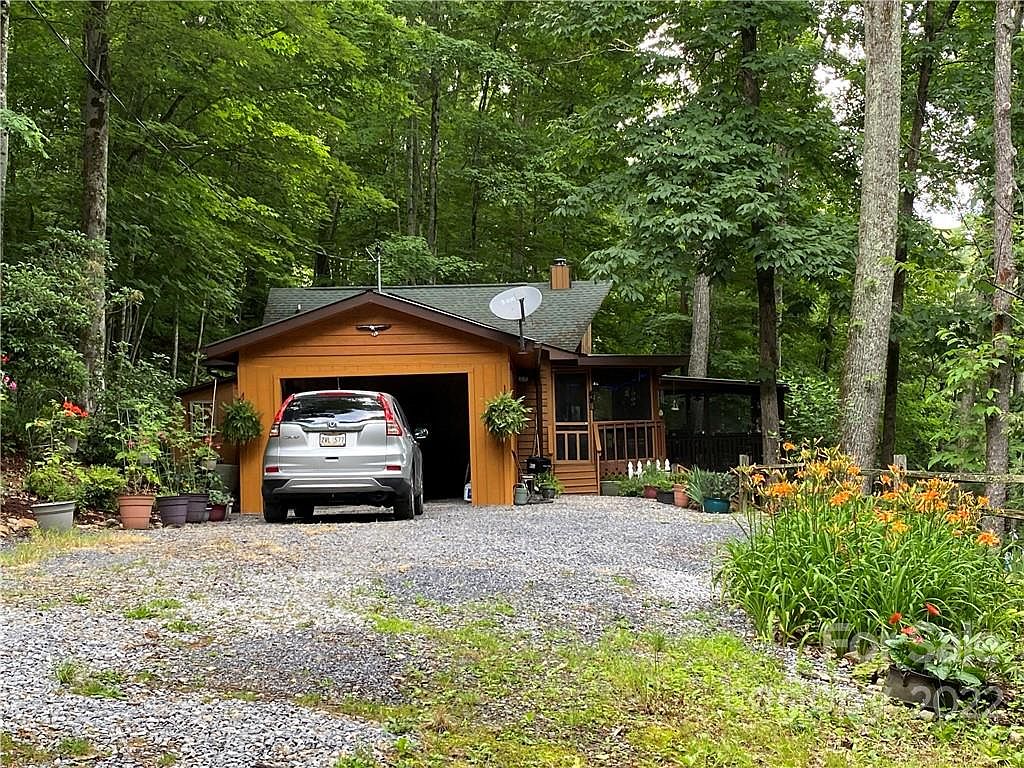 372 Hidden Cove Rd, Maggie Valley, NC 28751 Zillow