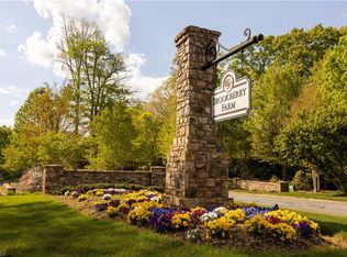 1372 Maple Chase Ln, Winston Salem, NC 27106