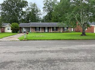 2110 Shannon Ave, Columbus, MS 39702