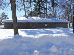 W8687 Orchard St, Iron Mountain, MI 49801