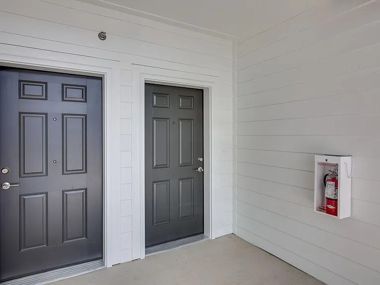 5017 Farnum Ln #201 — Photo 13