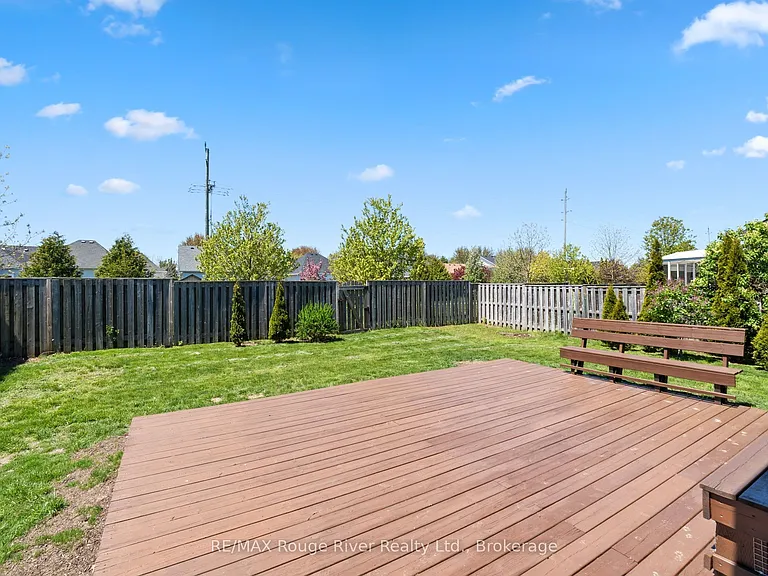 795 Munson Cres — Photo 33
