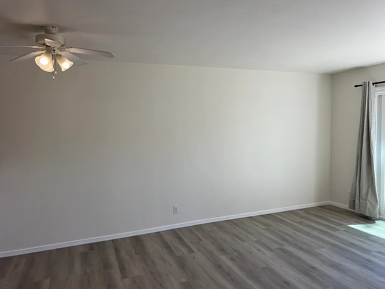 3499 Norton Way #13 — Photo 10