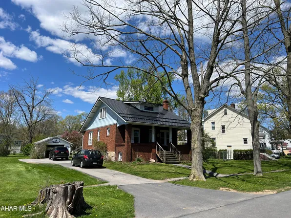 308 W Southey Ave, Altoona, PA 16602