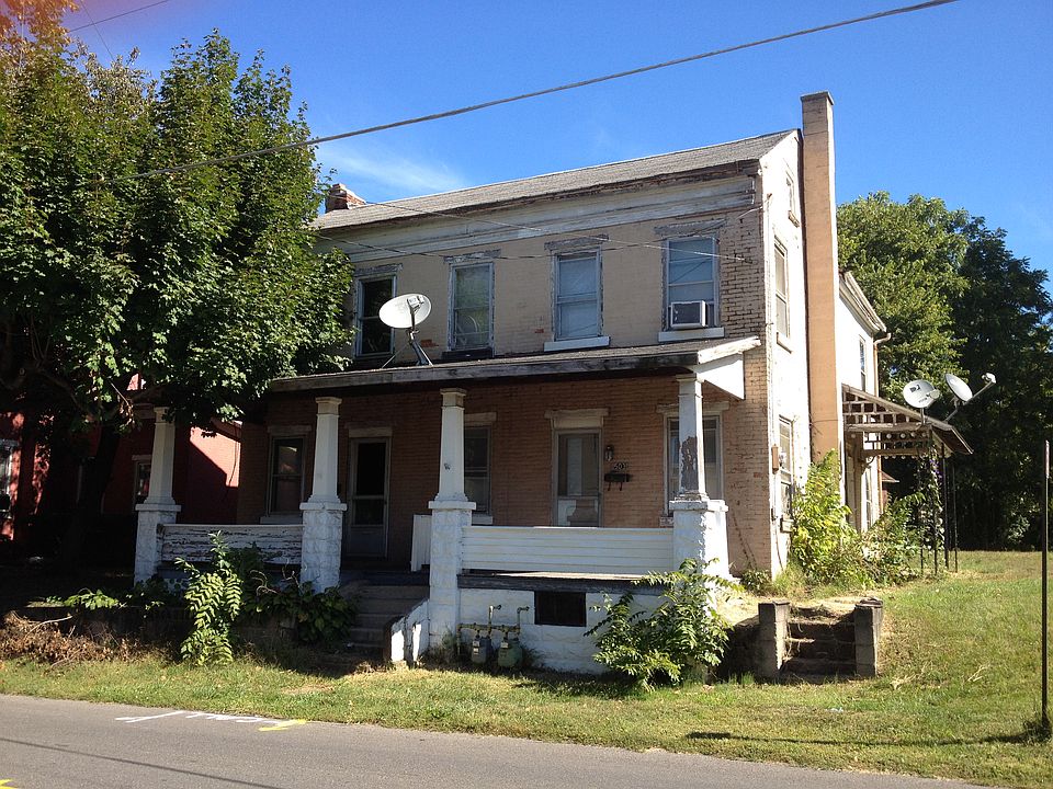 2nd image of 501 Shakespeare Ave