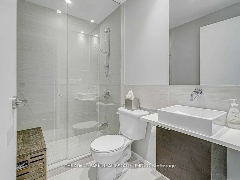 8 Charlotte St #2904 — Photo 15