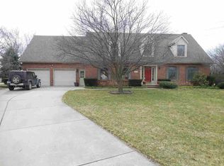 744 E Hurd Rd, Monroe, MI 48162