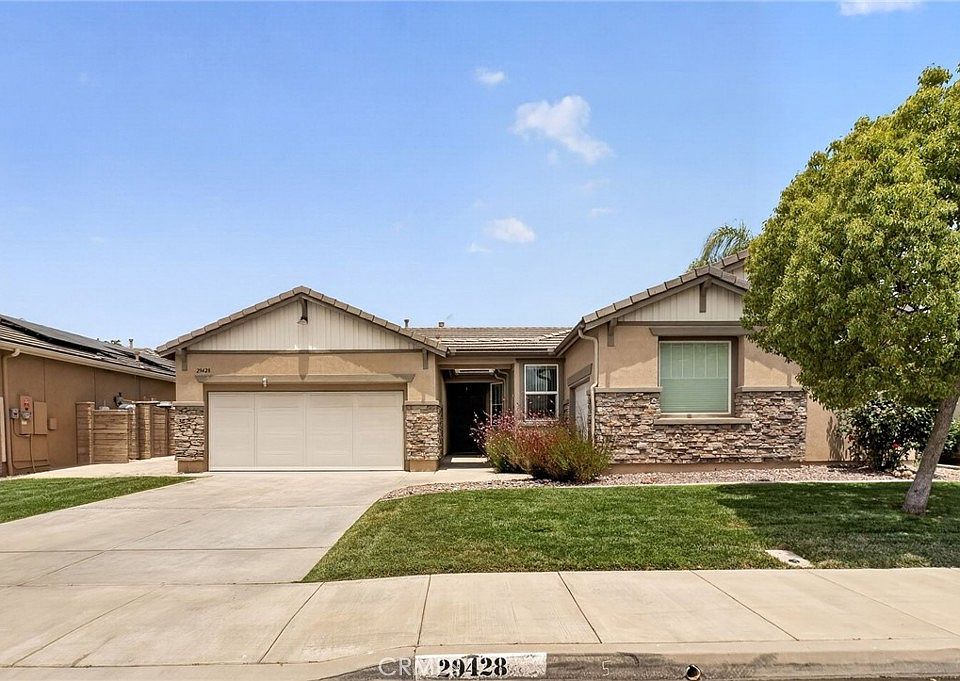 1st image of 29428 Lake Hills Dr