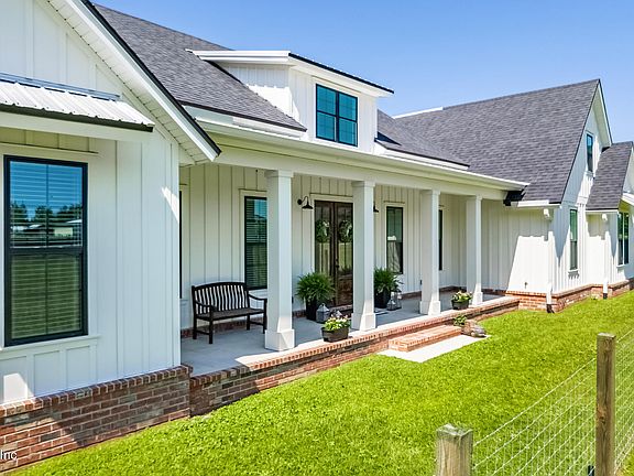 3rd image of 54500 WILDLIFE Way