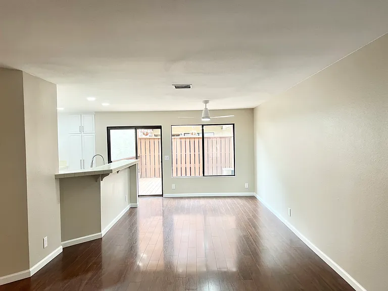 5960 Mission Center Rd #B — Photo 4