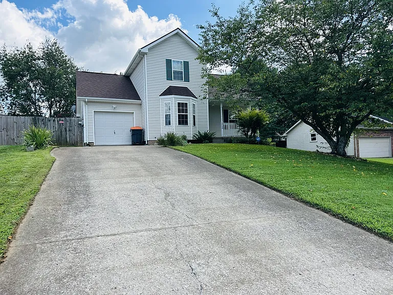 3248 N Senseney Cir — Photo 2