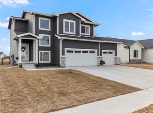 82 Landon Dr NW, Bondurant, IA 50035