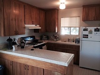 1st image of 940 Cypress Ln