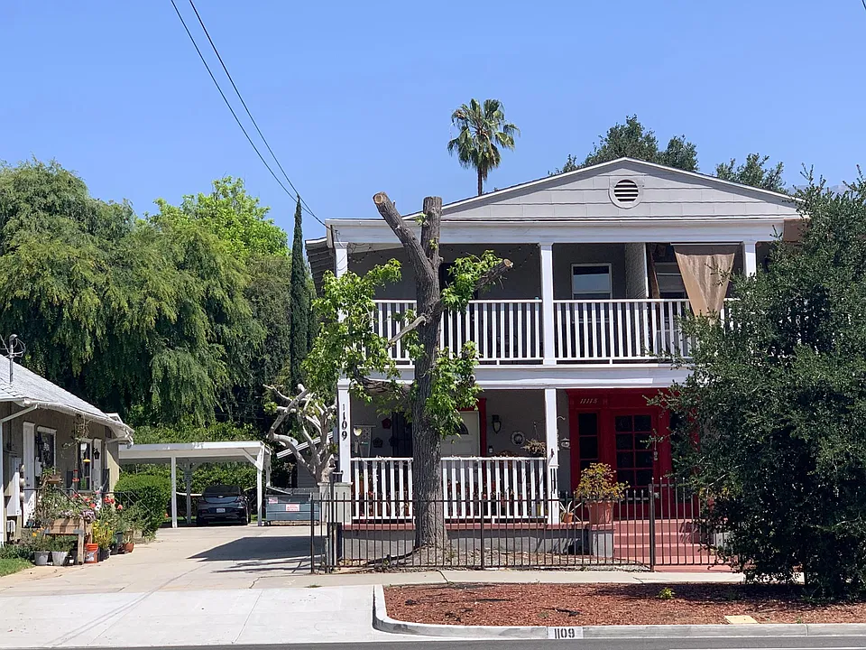 1113 E Orange Grove Blvd #1/2
