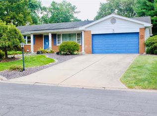 515 Sunset Dr, Edwardsville, IL 62025