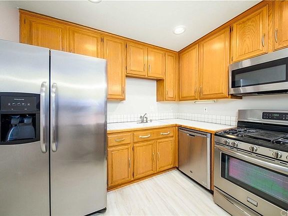 5th image of 1215 N San Gabriel Ave APT 201