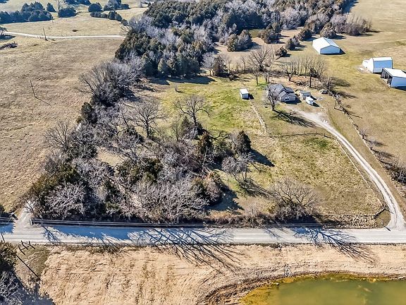 2nd image of 2081 Sand Ridge Road