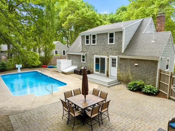 24 E Harbor Dr, East Falmouth, MA 02536