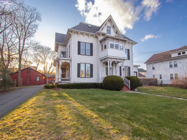 1851 Northampton St, Holyoke, MA