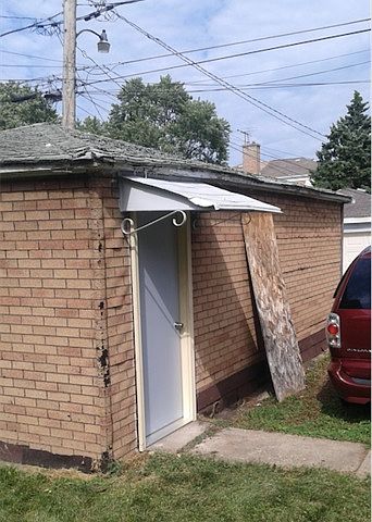 2nd image of 1009 Rice Ave