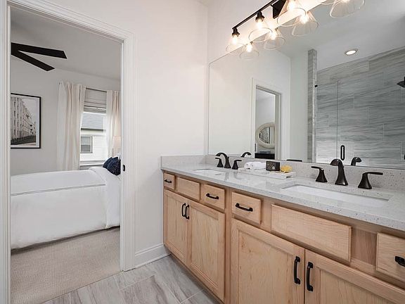 Reverie on Cumberland - Brycen Interior Image 2