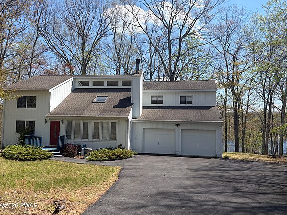 2nd image of 211 Brandyshire Dr