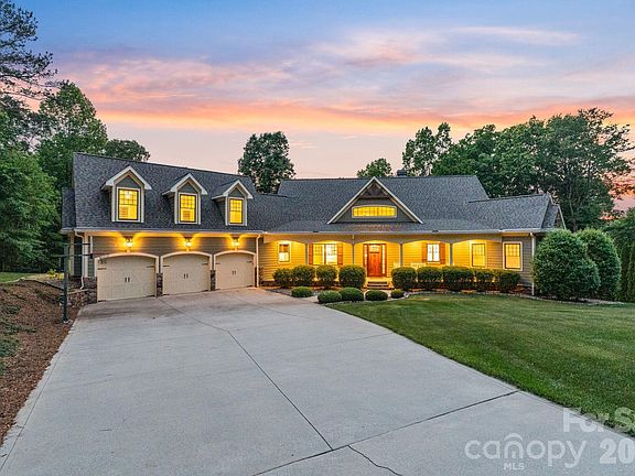 2nd image of 2243 Whiterock Ct