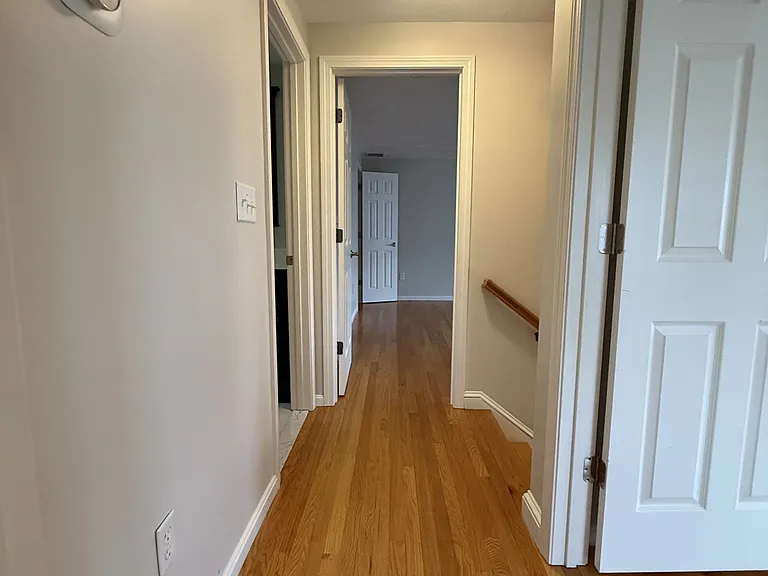 5 Kensington Park — Photo 11