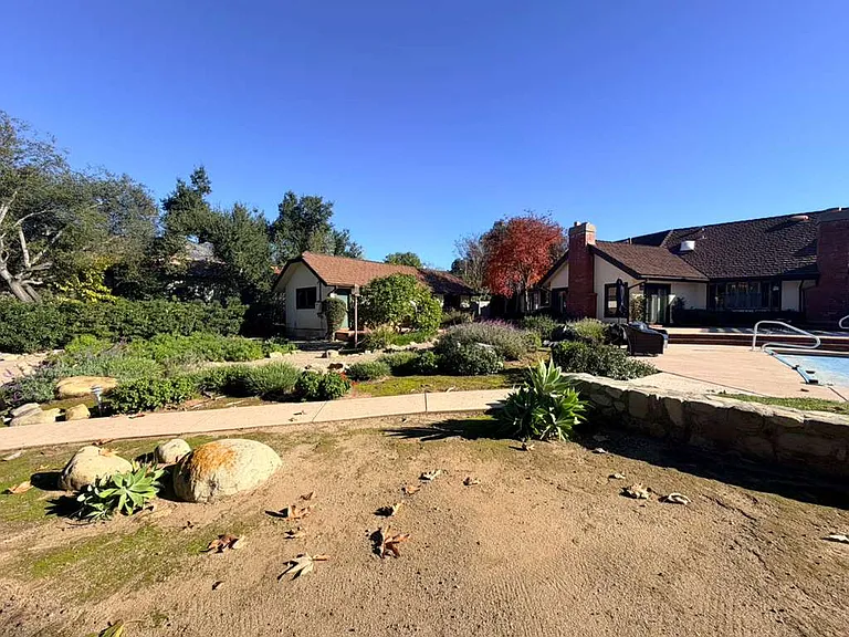 711 Country Club Dr — Photo 61