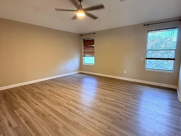 20823 Camphor Tree Dr — Photo 7