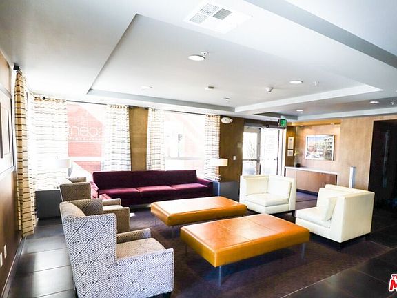 5th image of 21301 Erwin St Unit 439