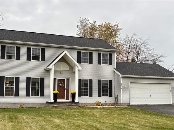 2014 Rainbow Ln, Lima, NY 14485