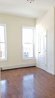 Rented by Bruma Realty LLC | media 7