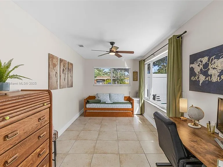 1116 SE 13th Ct — Photo 27