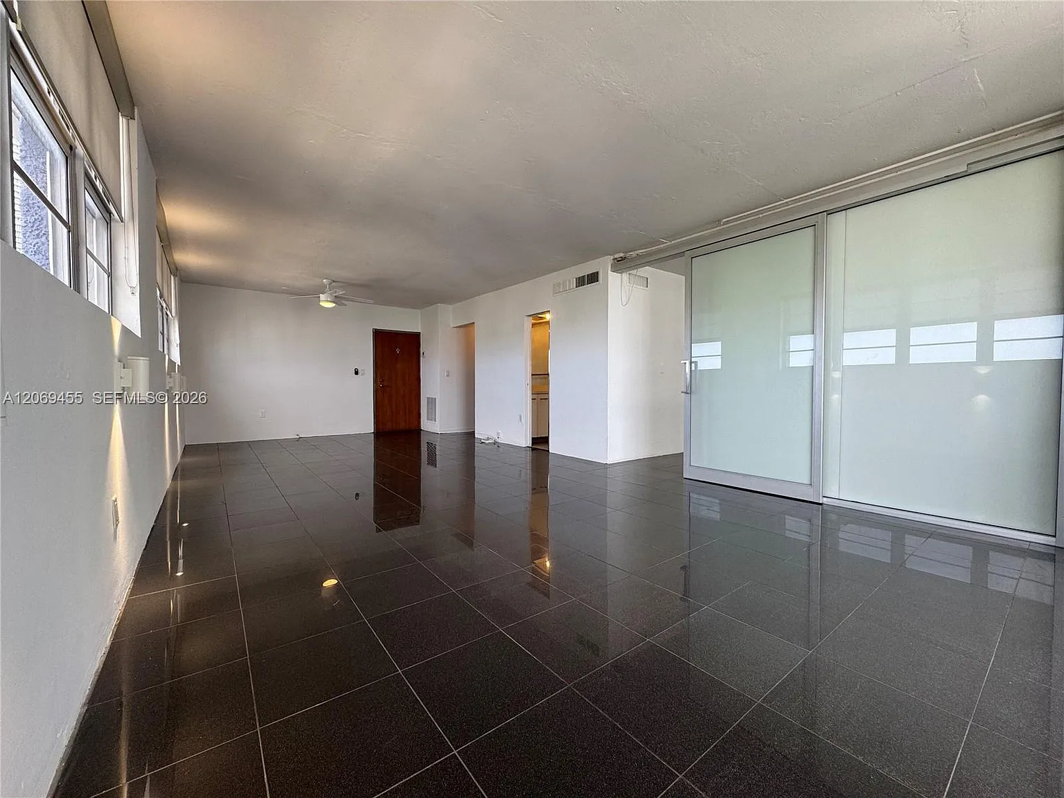 South Bay Club Condo — Photo 3