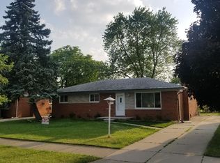 31635 Regal Dr, Warren, MI 48088