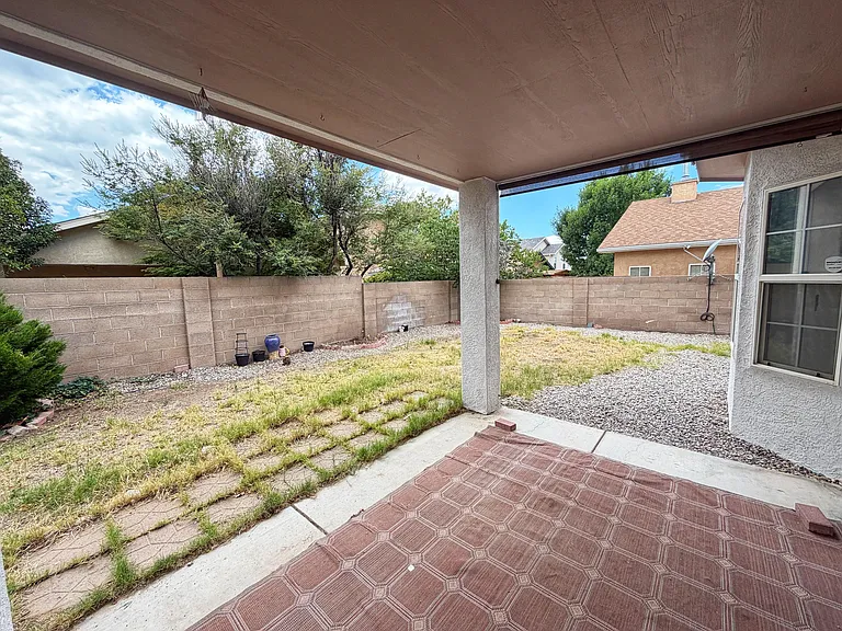 7300 Tricia Rd NE — Photo 48