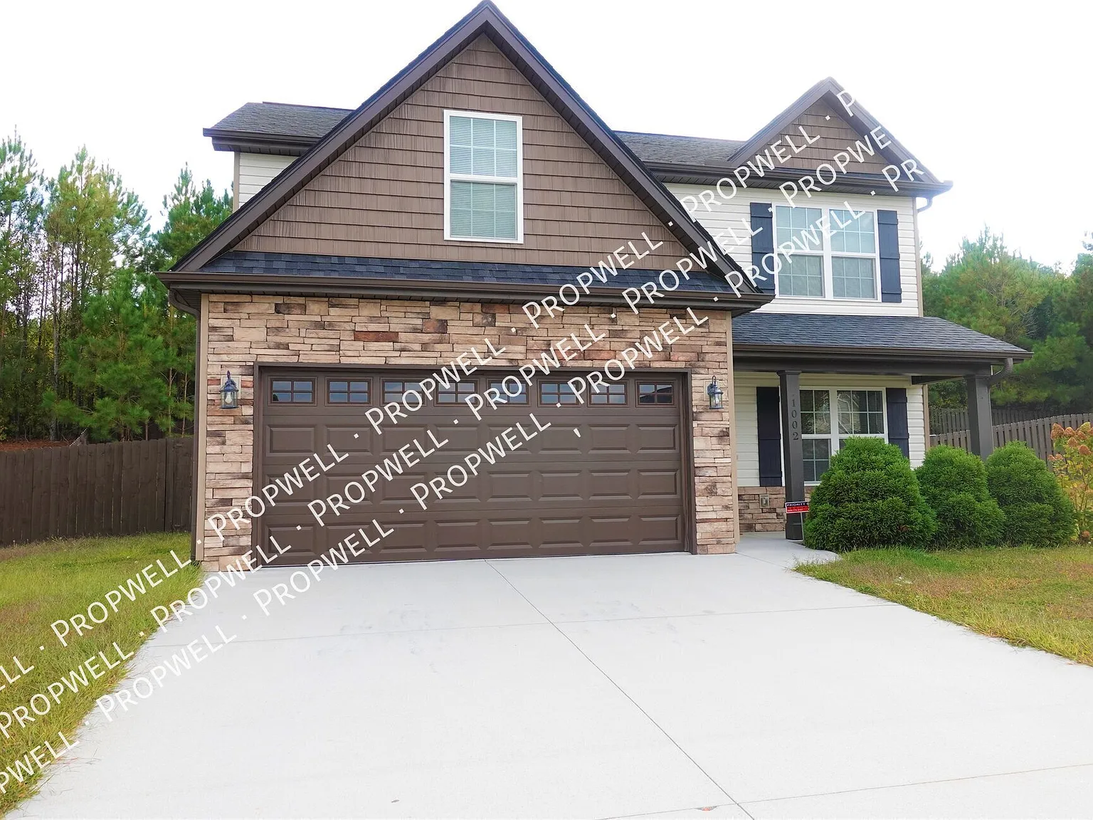 1002 Whirlaway Circle — Photo 2
