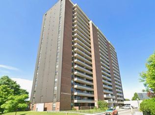 15 Torrance Rd #107, Toronto, ON M1J3K2