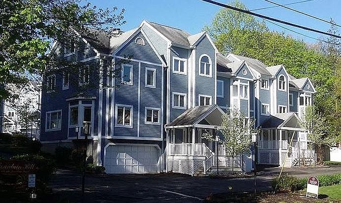 1st image of 420 Fountain St APT D