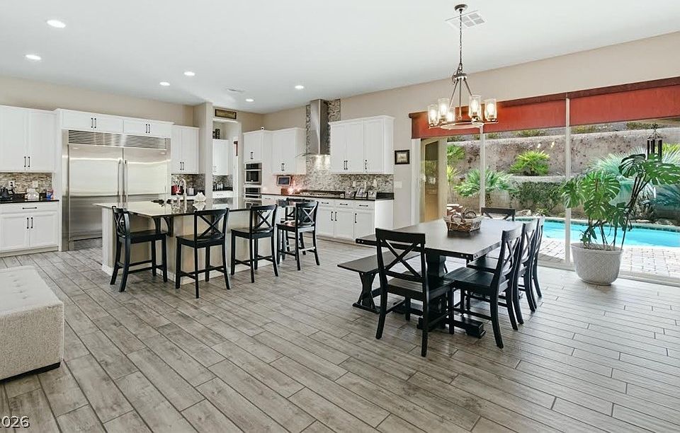 1st image of 317 Elder View Dr
