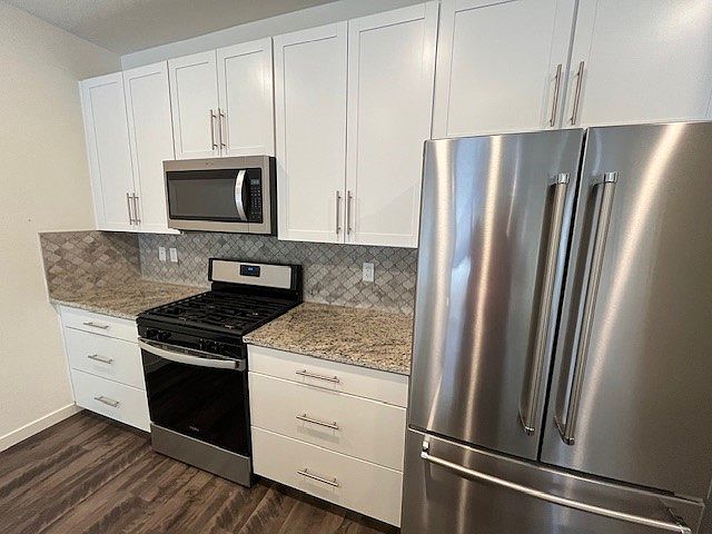Kitchen back wall