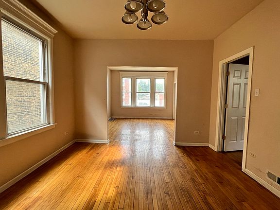 2nd image of 4251 S Francisco Ave