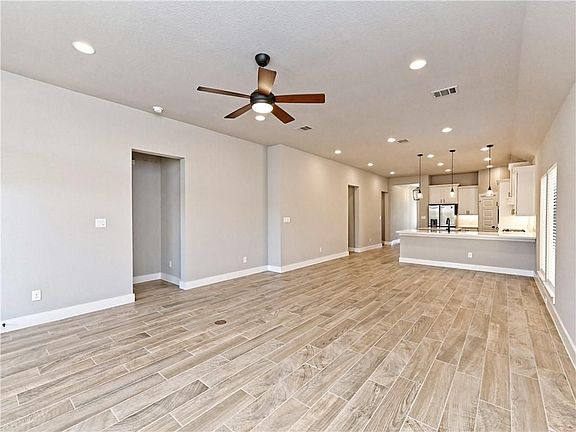 5th image of 2621 Franciscana Way #23
