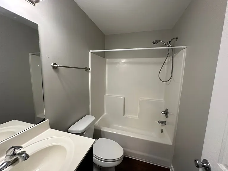 1307 Larkin Ave — Photo 18