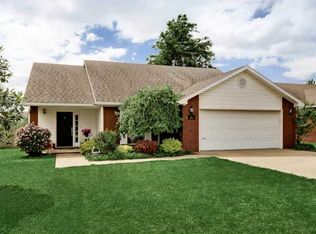 2462 Orchard St, Springdale, AR 72764